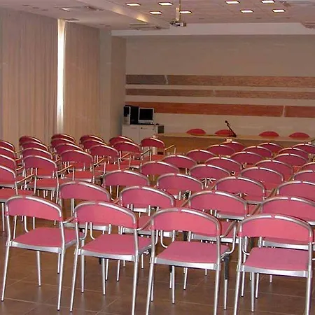 塔蒂酒店 4* 卢戈